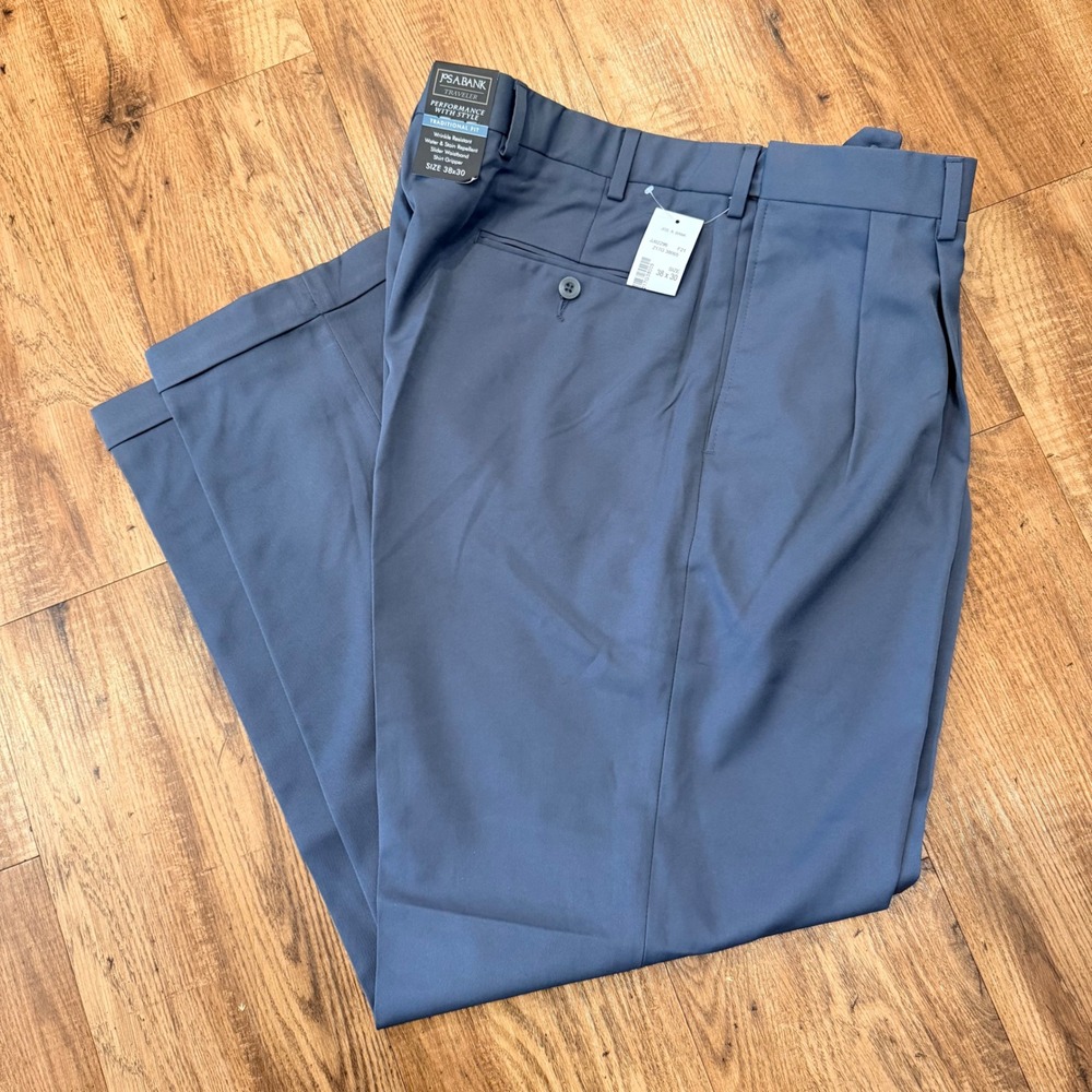 Jos. A. Bank Traveler Traditional Fit Pleated Dress Pants Gray 38x30 NWT JJ02296